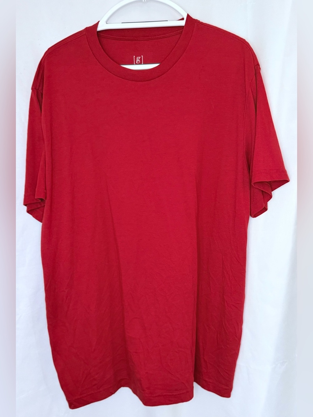 George Solid Red Short Sleeve Crewneck Tee